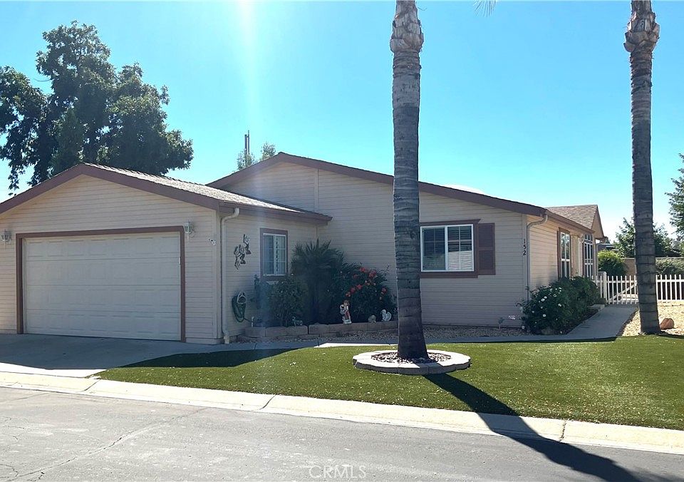 1st image of 1250 N Kirby St Spc 152