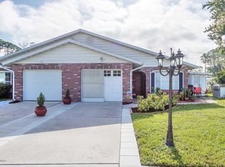 148 S Woodbridge Cir, Daytona Beach, FL 32119