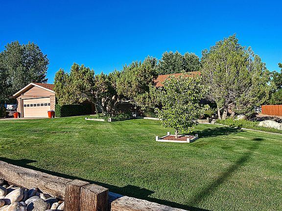 4th image of 5704 Foothills Dr