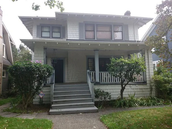 2332 33rd Ave S, Seattle, WA 98144