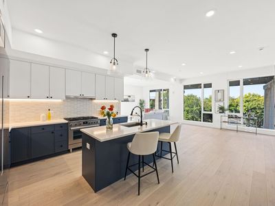 425 3rd St #402, Jersey City, NJ, 07302