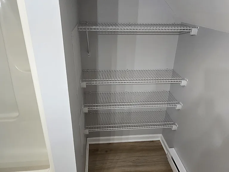 15 Benson St #C — Photo 7