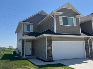 1230 Cedar Cove Rd, Lincoln, NE 68505