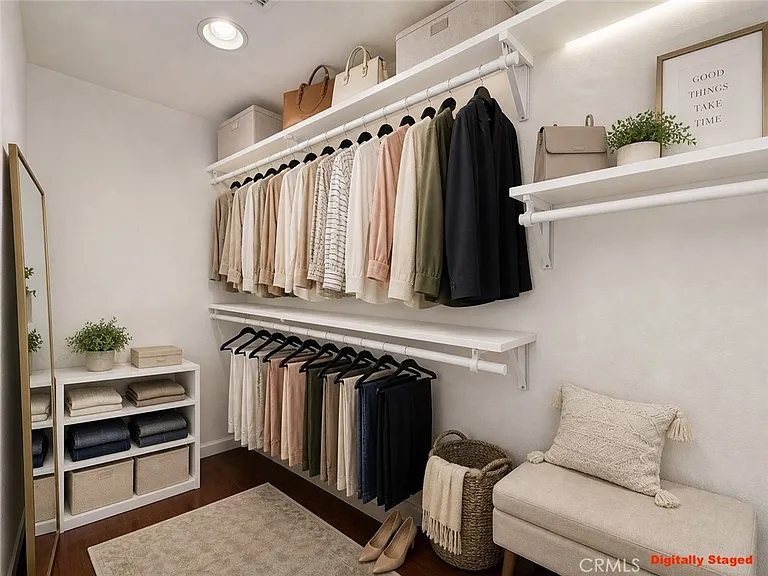 18572 Avolinda Dr — Photo 36