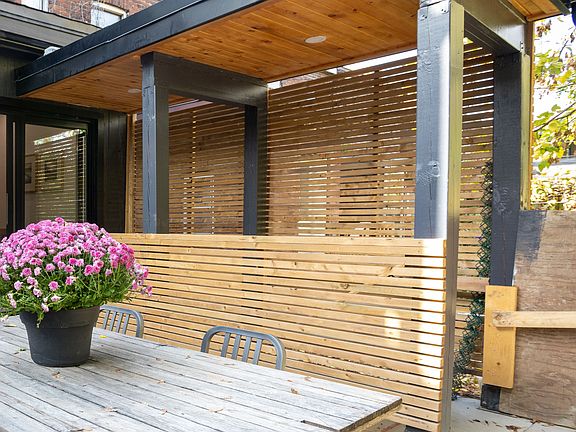 3rd image of 231 Havelock St