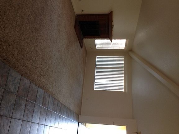 4th image of 29561 Brookfield Dr