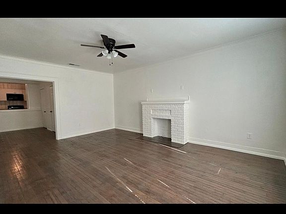 2nd image of 2713 Carter Ave #A