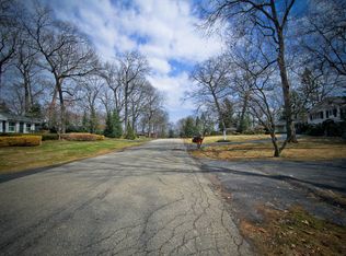 3750 Peabody Dr, Bloomfield Hills, MI 48301