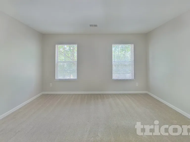 2108 Wilkinson Dr — Photo 7