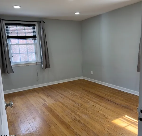 445 Morris Ave #1-D — Photo 14