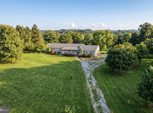 4782 E Berlin Rd, Thomasville, PA 17364