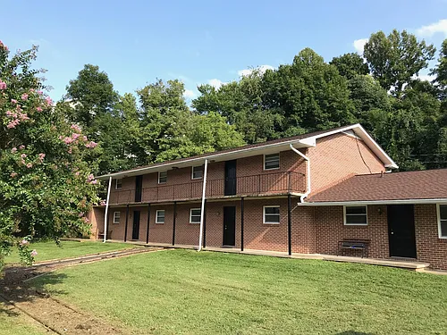 1313 Seminole Dr Photo 1