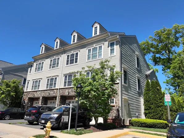 11265 Wortham Crest Cir, Manassas, VA 20109