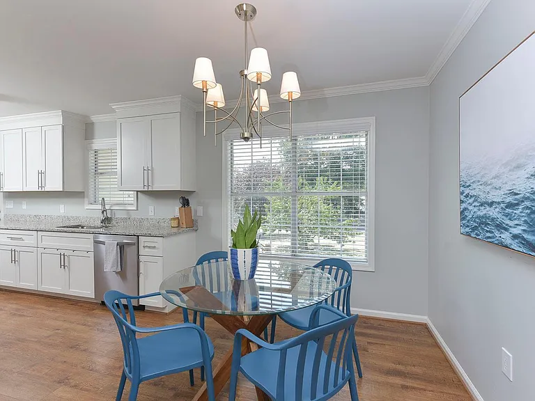 2823 Gadsden St — Photo 4