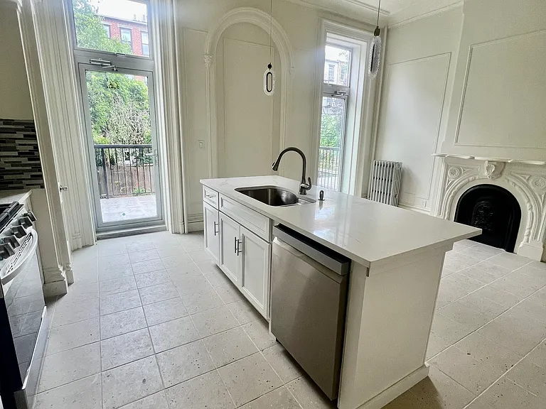 95 Sterling Pl #GARDEN — Photo 15