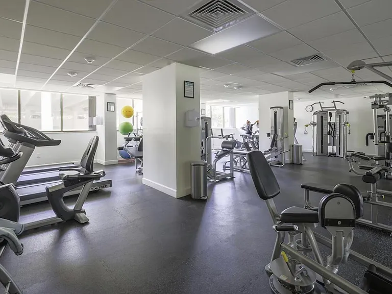 5600 N Flagler Dr #2509 — Photo 14