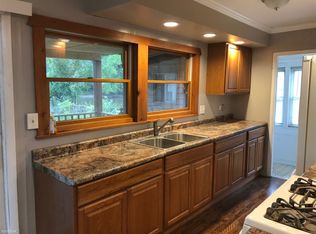 34W070 Fox River Dr, Dundee, IL
