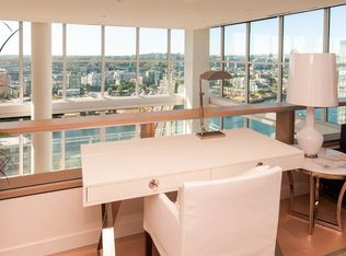 89 Nelson St #2818, Vancouver, BC V6Z 0E7