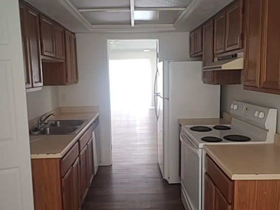 5th image of 945 N University Blvd #945