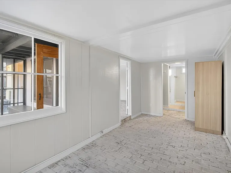 1252 Glenneyre St — Photo 20