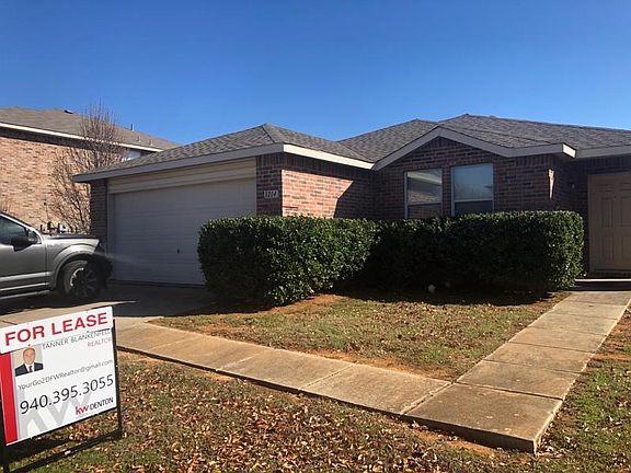2nd image of 3214 Andalusian Dr