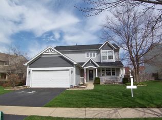 520 Arlington Ln, Grayslake, IL 60030