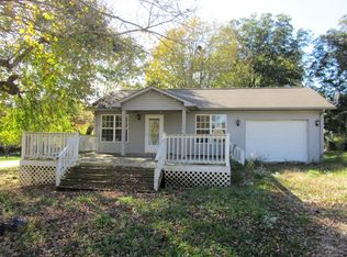 31 Ingleside Ave, Englewood, TN 37329
