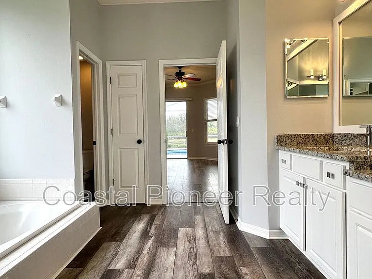 18111 Sugar Brooke Dr — Photo 21