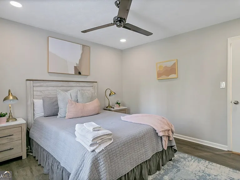 65 Juliana Dr — Photo 22