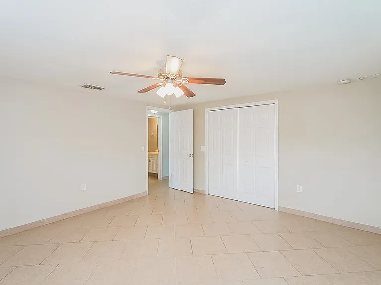 6024 Boxwood Dr — Photo 10