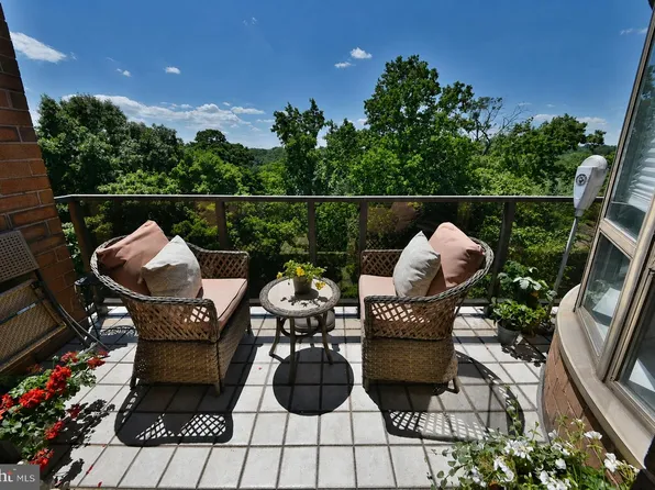 100 Breyer Dr APT 6C, Elkins Park, PA 19027