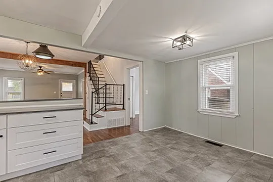 1315 S Evanston Ave — Photo 4