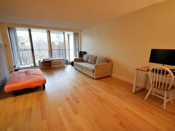 33 Pond Ave, Brookline, MA