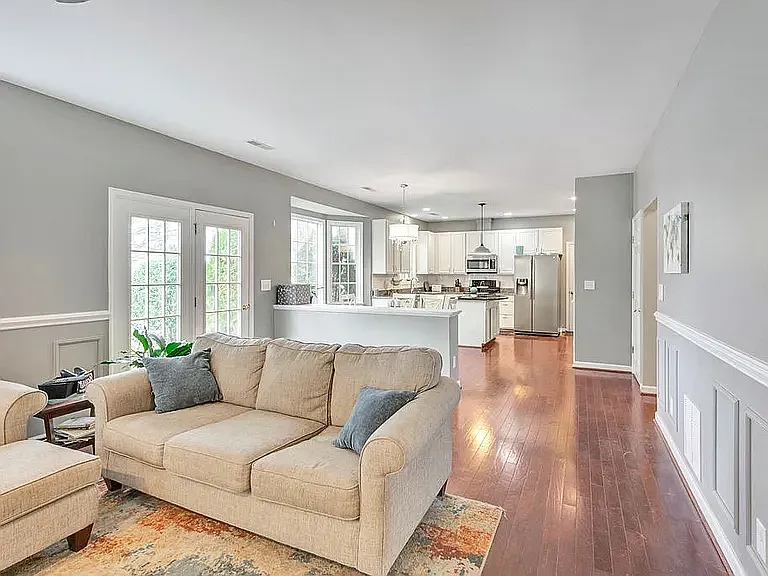 3383 Turnberry Cir — Photo 15