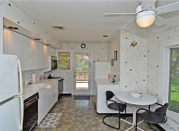 5th image of 6 Bridle Ln