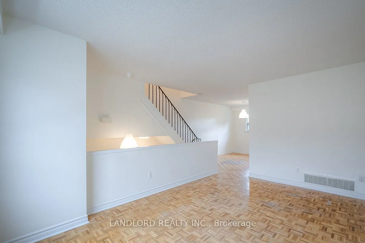 3 bed, $2,850 — Photo 2