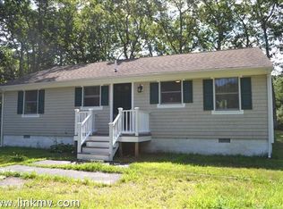 62 W Tashmoo Ave, Tisbury, MA 02568