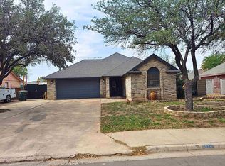 1914 Lowry Rd, Laredo, TX 78045