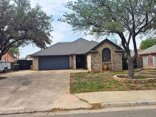 1914 Lowry Rd, Laredo, TX 78045