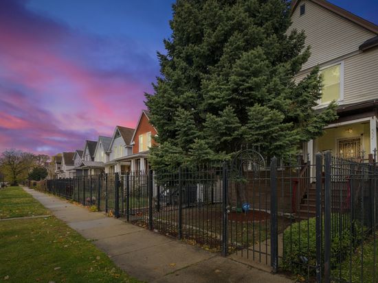 552 N Leamington Ave, Chicago, IL 60644