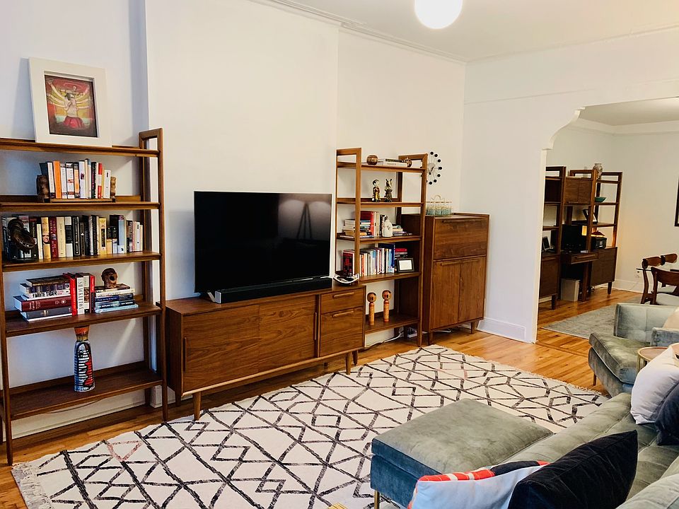 1st image of 446 6th Ave APT 3