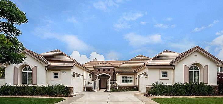 1st image of 5477 Castillo De Rosas