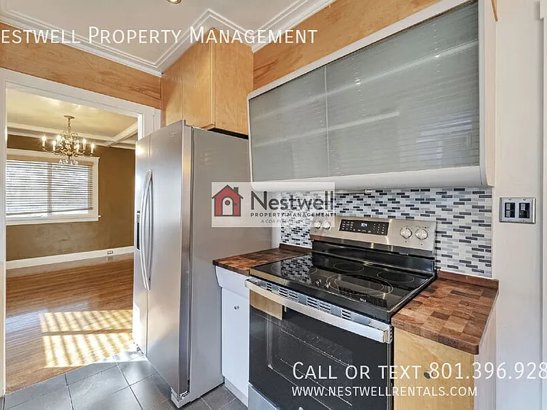2471 S Douglas St — Photo 14