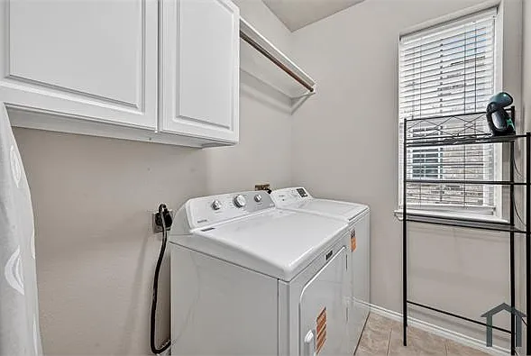 154B Castleridge Dr #B — Photo 9