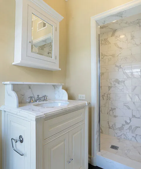 155 S Rodeo Dr — Photo 15