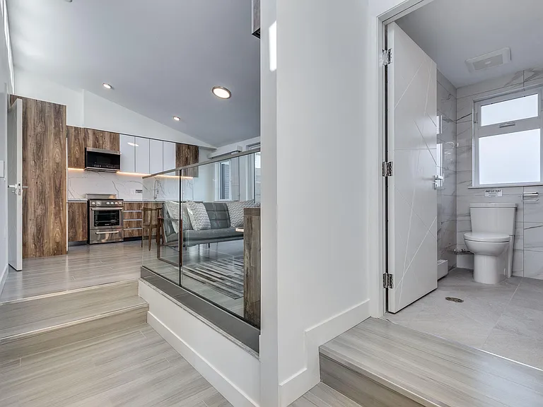 1168 Pendrell St #401 — Photo 15