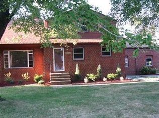 25775 Highland Rd, Richmond Heights, OH 44143