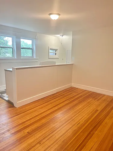 444 Glen St #6 Photo 1