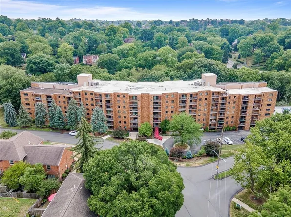 1500 Cochran Rd APT 712, Pittsburgh, PA 15243