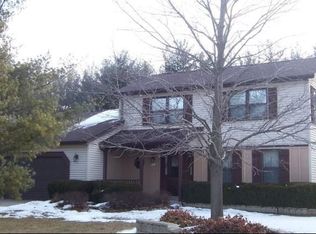 W236N6128 Pine Ter, Sussex, WI 53089